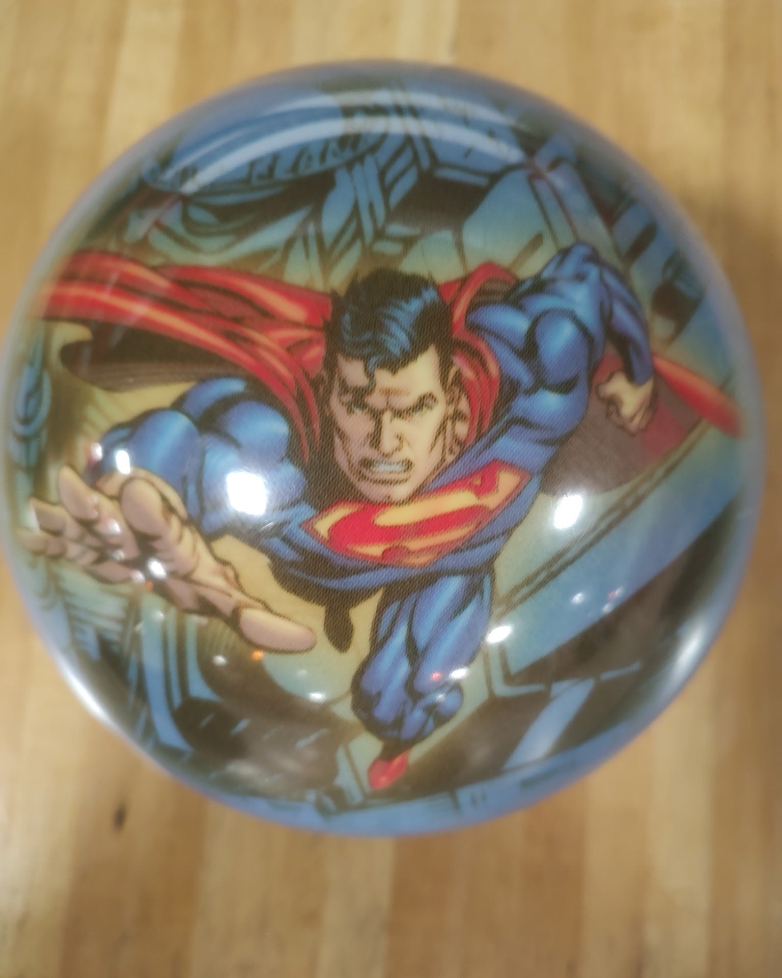 REC Superman Viz-A-Ball 81656