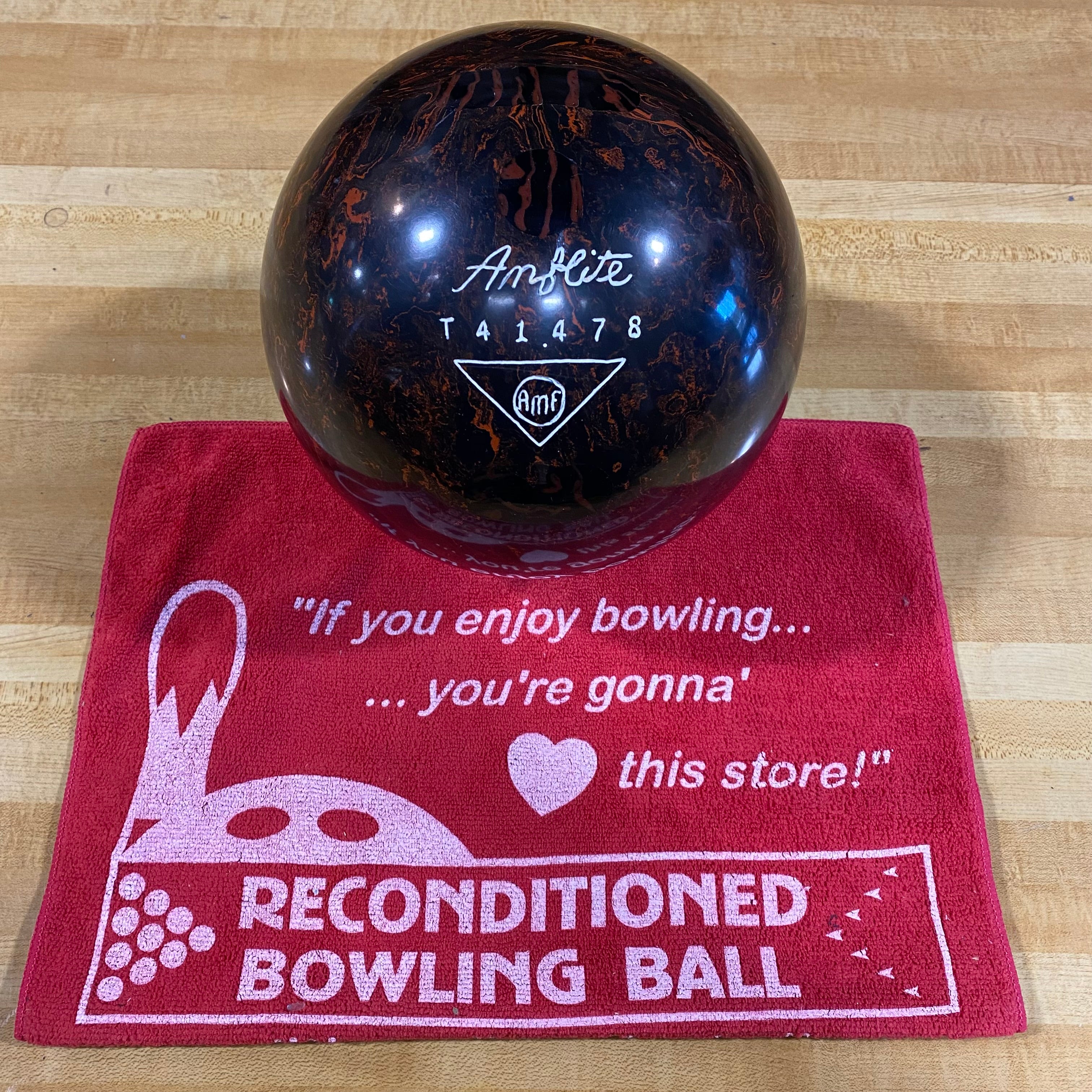 Vintage tshark bowling buy ball